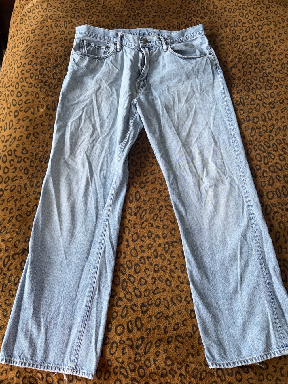 👖GAP Men’s Jeans – Size 36x32 | Classic Denim | Everyday Essential